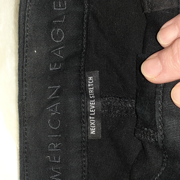 Shorts - Picture 3 of 6